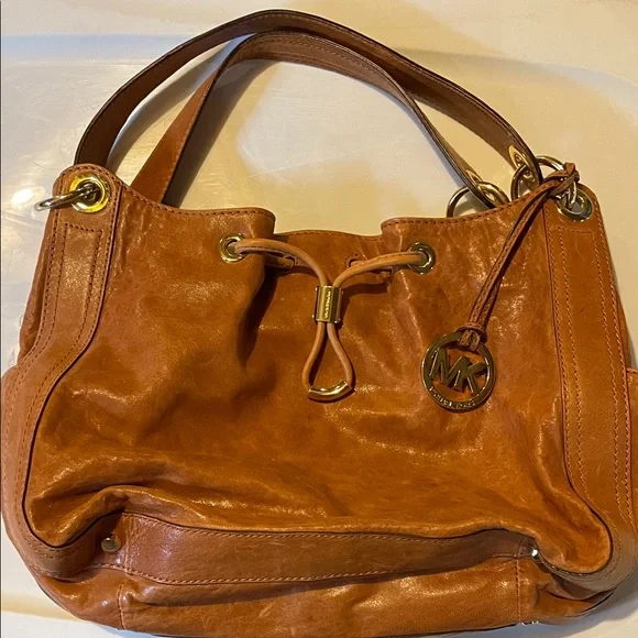 Michael Kors Tan Leather Shoulder Bag with Gold Accents - Picture 1 of 4